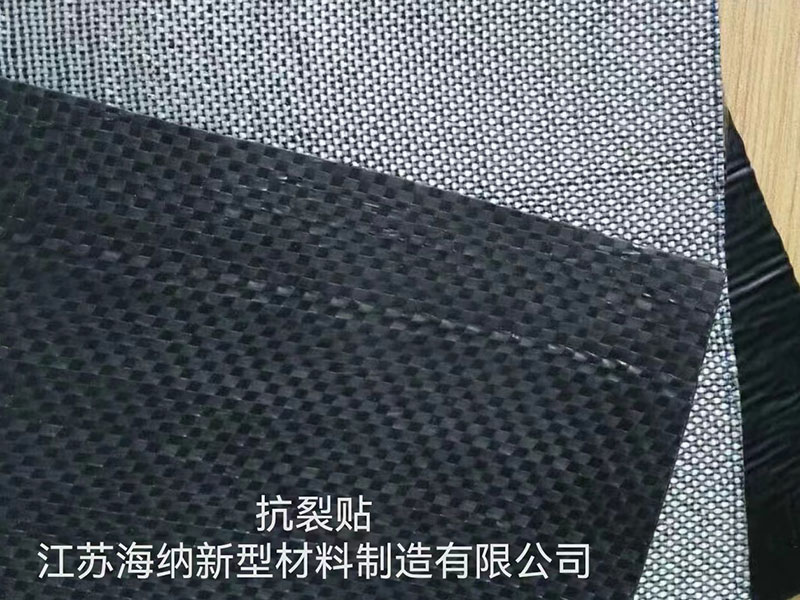 抗裂贴